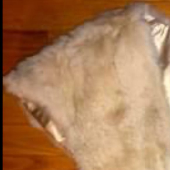 Brand New Lord & Taylor Women's Genuine Rabbit Fur Stole Shawl - Picture 7 of 11